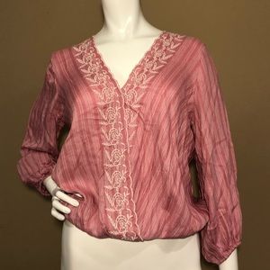 Chloe & Katie Pink Floral Blouse (NWT)